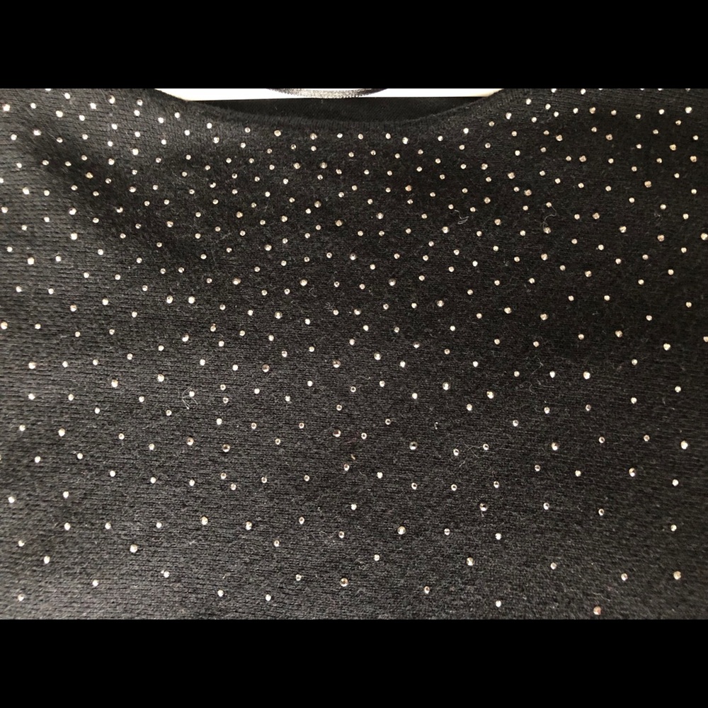Sweater - Picture 3 of 3